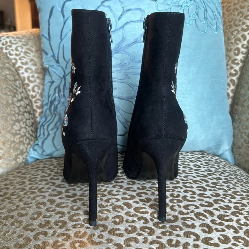 NIB Just Fab “Out West” pink blue floral embroidered faux suede stiletto bootie - Picture 10 of 11